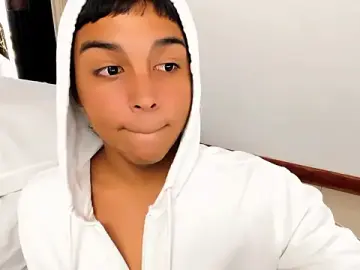 Stripchat Live Sex of Seductivo_jr