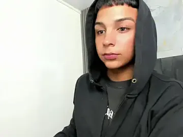 Stripchat Free Porn Cam of Seductivo_jr