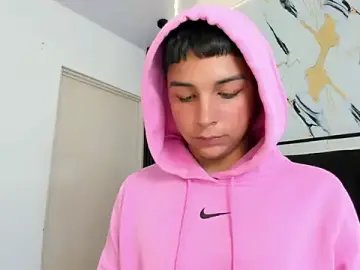 Stripchat Free Porn Cam of Seductivo_jr