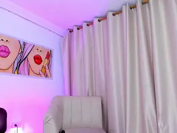 Stripchat Free Porn Cam of SkiinnyAna