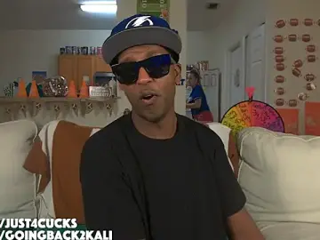 Stripchat Live Sex Cam of boomboomr00m