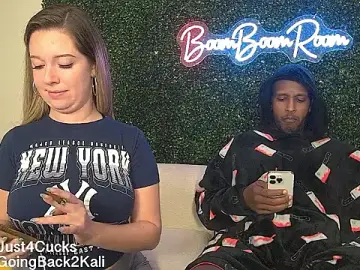 Stripchat Watch Live Sex Cams of boomboomr00m