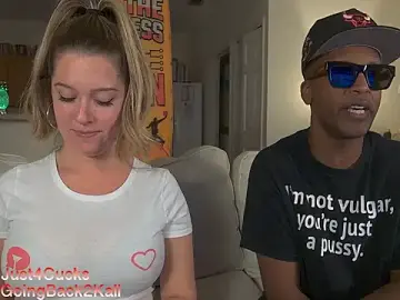 Stripchat Free Porn Cam of boomboomr00m