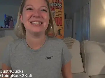 Stripchat Nude Webcam of boomboomr00m