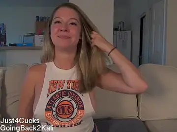 Stripchat Live Sex of boomboomr00m