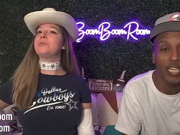 Stripchat Adult Webcam of boomboomr00m