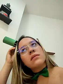 Stripchat Sex Cam of Dani_javi