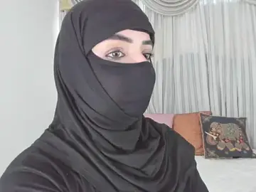 Stripchat Live Sex Cam of Uzra_hayed