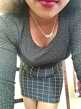 Stripchat Adult Webcam of SWETS_MOHINI
