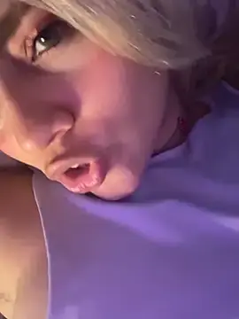 Stripchat Adult Video Chat of Pretty_Milaa