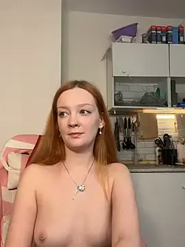 Stripchat Nude Webcam of Radiants_two