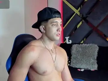 Stripchat Live Sex Cam of jeicob_stone