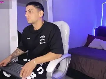 Stripchat Best live sex cam show of Alex_cute77