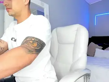 Stripchat Free Porn Cam of Alex_cute77