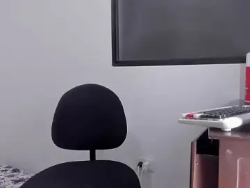 Stripchat Free Porn Cam of Emma_lean