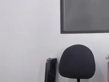 Stripchat Live Sex of Emma_lean
