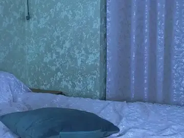 Stripchat Watch Live Sex Cams of Kristi_Wolf