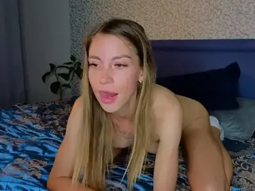 Stripchat Free Live Porn of Kristi_Wolf