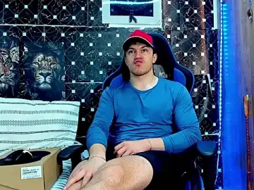 Stripchat Adult Webcam of javiersexymann