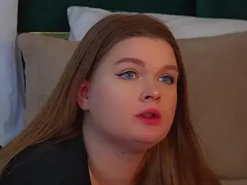 Stripchat Free Live Porn of CrystalLyons