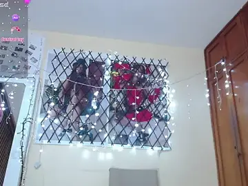 Stripchat Adult Video Chat of NicoleSantana