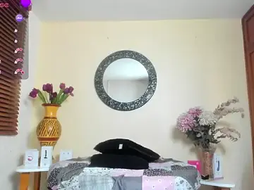 Stripchat Watch Live Sex Cams of NicoleSantana