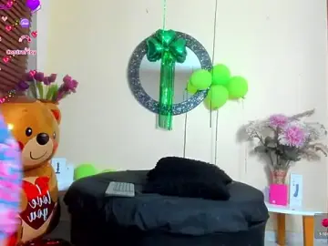 Stripchat Adult Webcam of NicoleSantana