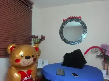 Stripchat Adult Video Chat of NicoleSantana