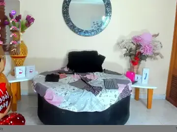 Stripchat Best live sex cam show of NicoleSantana