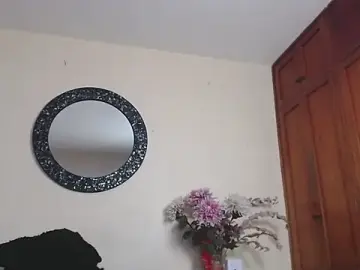Stripchat Best live sex cam show of NicoleSantana