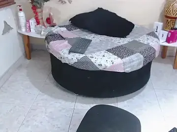 Stripchat Best Webcam of NicoleSantana