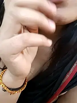 Stripchat Nude Webcam of CuteSarikaLIVE