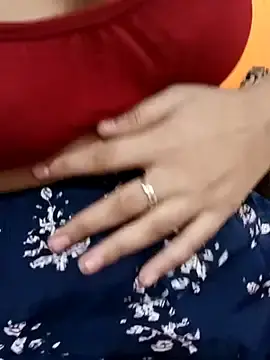 Stripchat Watch Live Sex Cams of CuteSarikaLIVE