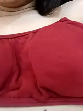 Stripchat Nude Webcam of CuteSarikaLIVE