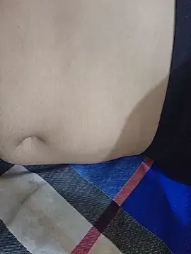 Stripchat Watch Live Sex Cams of CuteSarikaLIVE