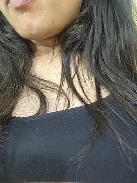Stripchat Free Porn Cam of CuteSarikaLIVE