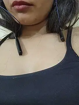 Stripchat Private Sex Chat of CuteSarikaLIVE