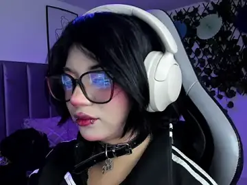 Stripchat Live Sex of Kitty_Gang