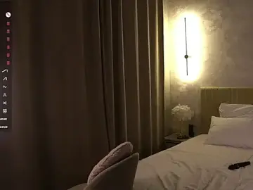 Stripchat Sex Cam of RaiArgand