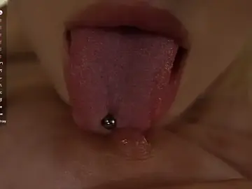 Stripchat Adult Webcam of RaiArgand