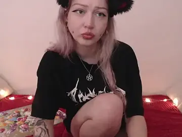 Stripchat Free Live Porn of Emily_hardcore