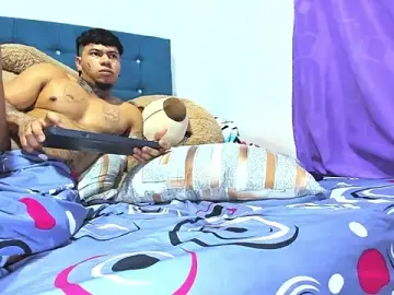 Stripchat Free Porn Cam of daamonxxx19