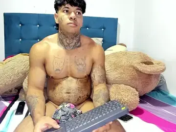 Stripchat Free Live Porn of daamonxxx19