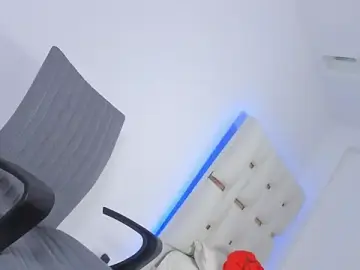 Stripchat Free Live Porn of MissCarolinne