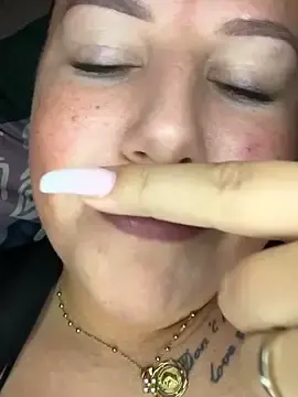 Stripchat Nude Webcam of xlinastarrx