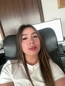 Stripchat Free Porn Cam of Ivanna_West