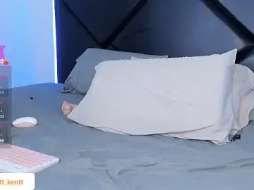 Stripchat Live Sex Cam of ScarlettAndClark