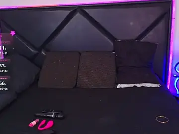 Stripchat Live Sex Cam of ScarlettAndClark