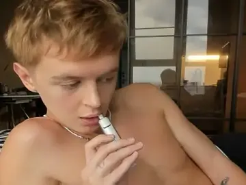 Stripchat Free Porn Cam of angelAndyy