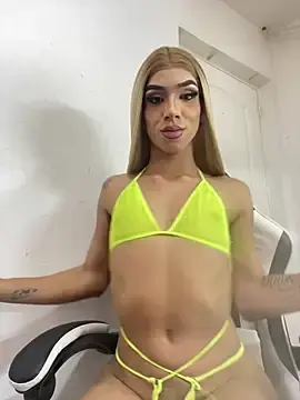 Stripchat Live Porn of briana_sex32
